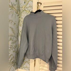 TNA Cozy Fleece in Soft Blue